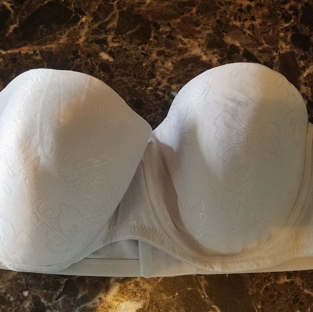 Marilyn Monroe intimates strapless bra